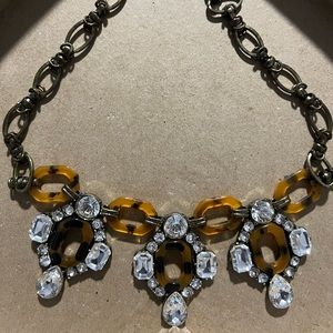 Beautiful fashion statement necklacel